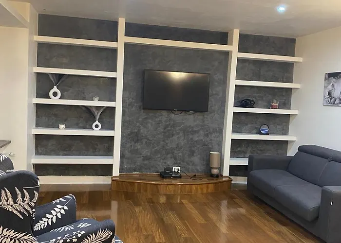 Luxury House481